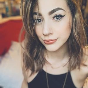 Meet your Posher, Kendra